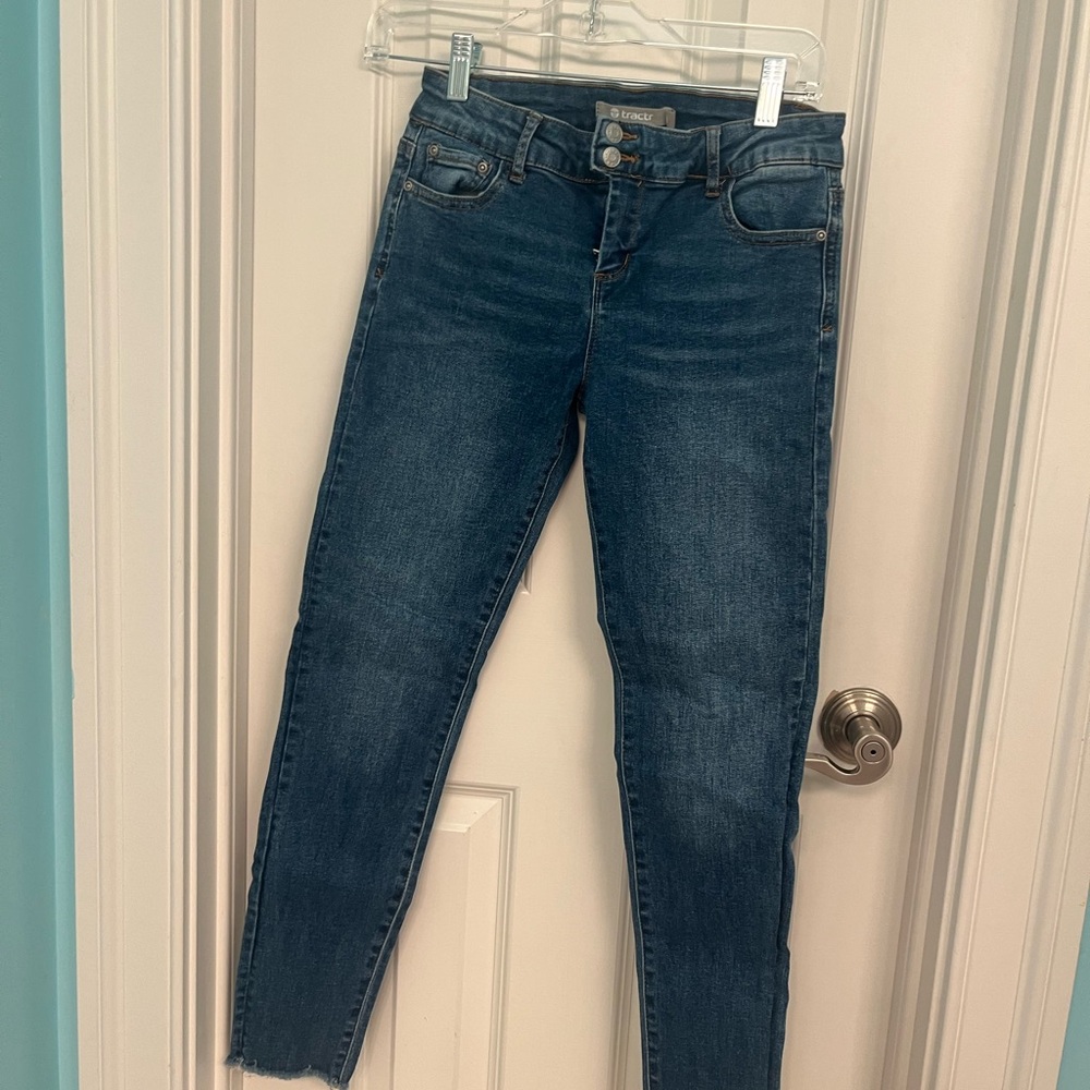 Tractr Girls Fray Hem Skinny Jeans